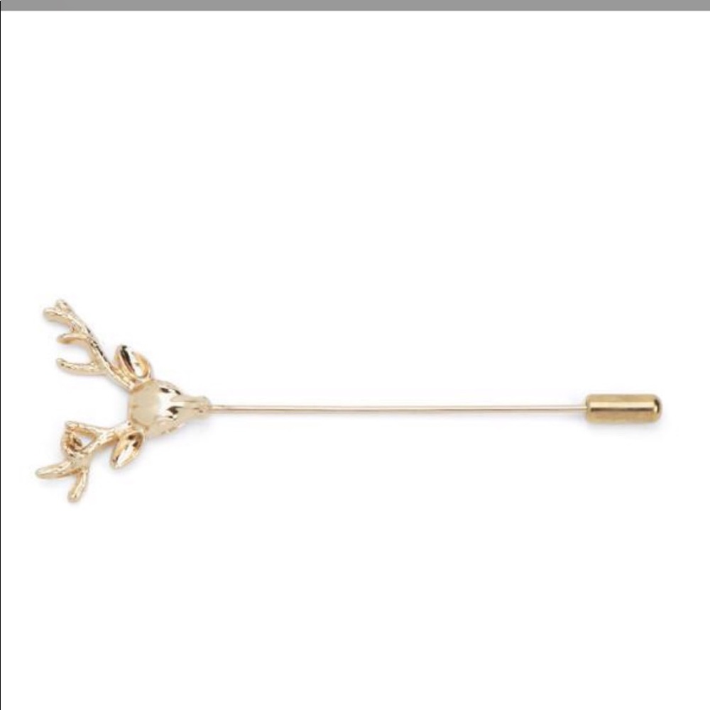 🆕 Weekend Casual - Lapel Pin- Silver Elk - NEW